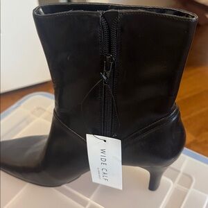 NNW leather wide width and ankle boot
